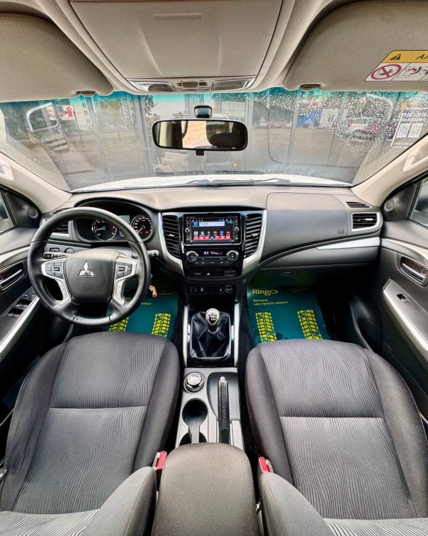 Mitsubishi Pajero Sport III - Image 9