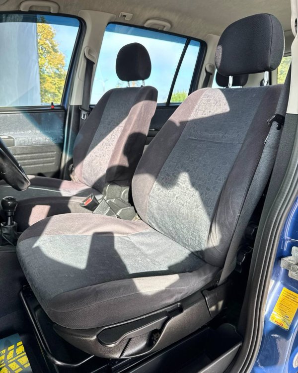 Opel Zafira A - Image 9