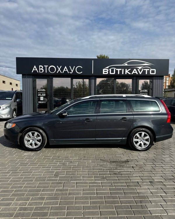 Volvo V70 III - Image 13