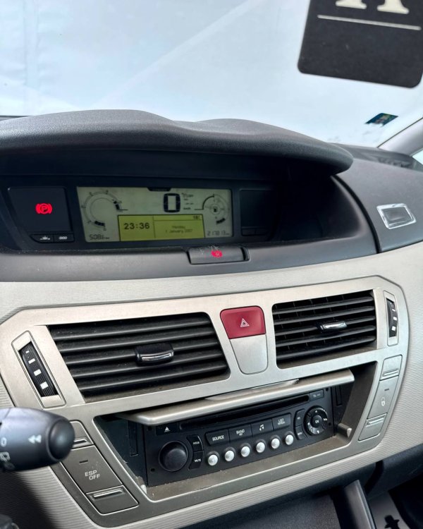 Citroen C4 Picasso I - Image 12