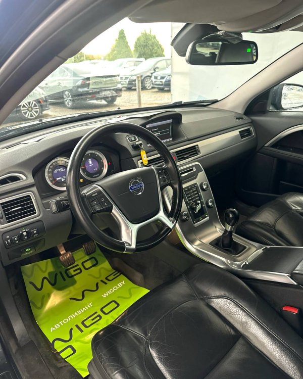 Volvo V70 III - Image 12