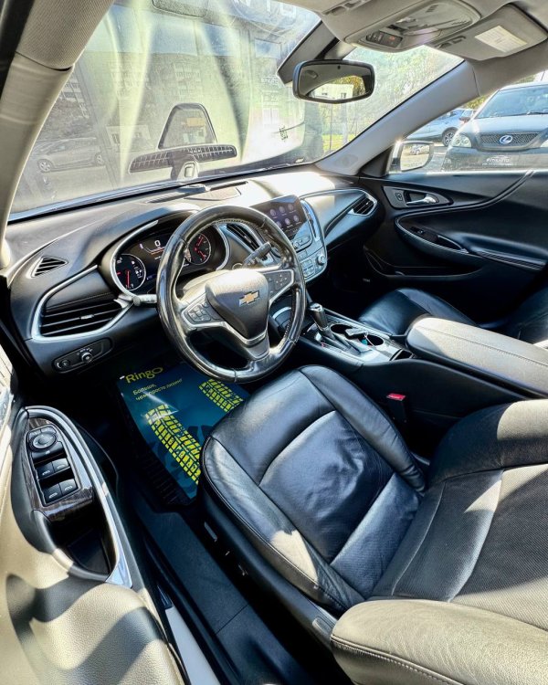 Chevrolet Malibu IX · Рестайлинг - Image 10