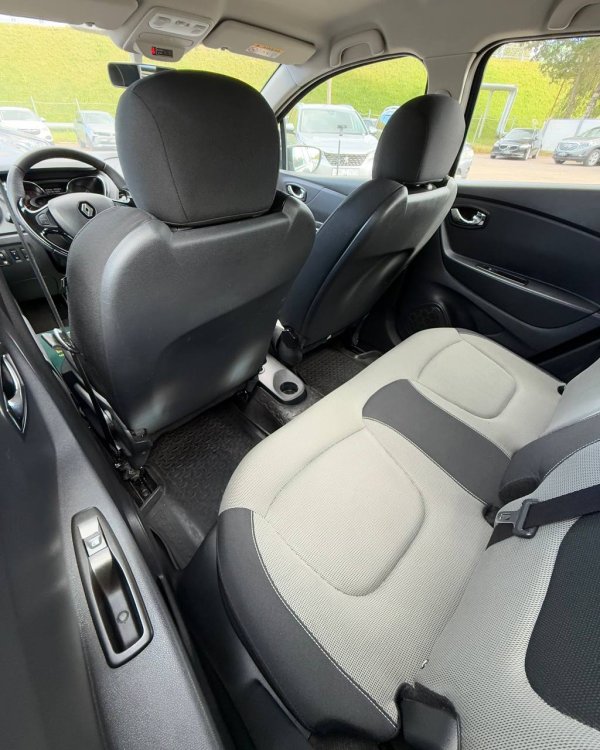 RENAULT CAPTUR - Image 15
