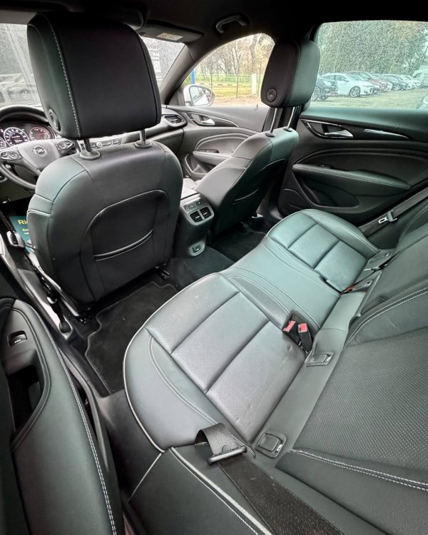 Opel Insignia II - Image 11