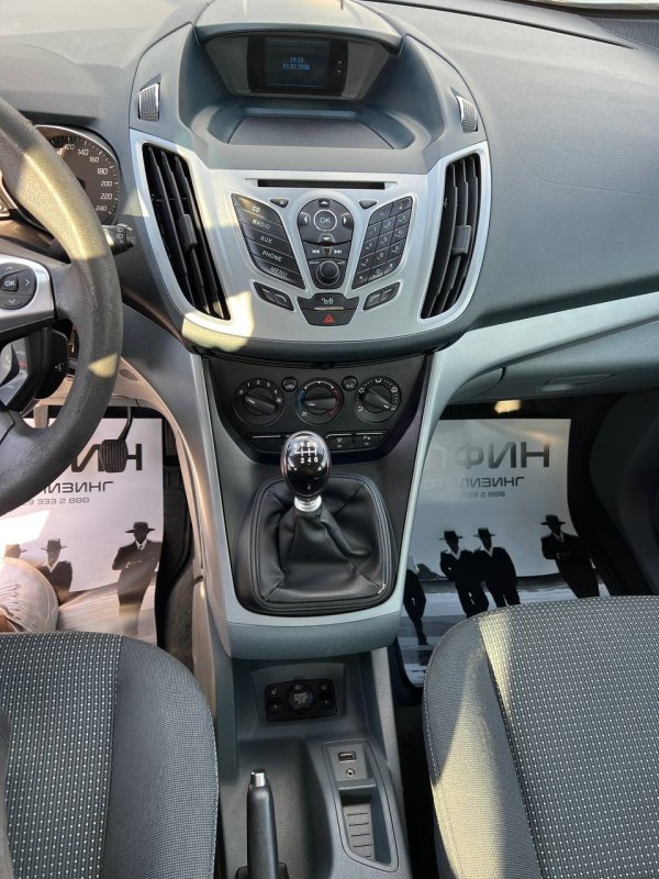 Ford Grand C-Max I - Image 11