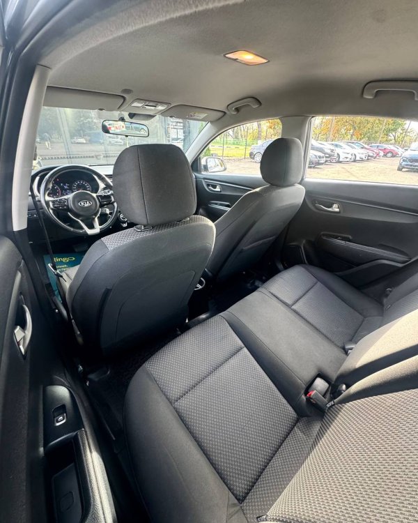 Kia Rio - Image 11
