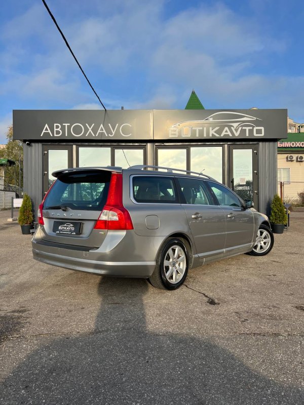 Volvo V70 III - Image 7