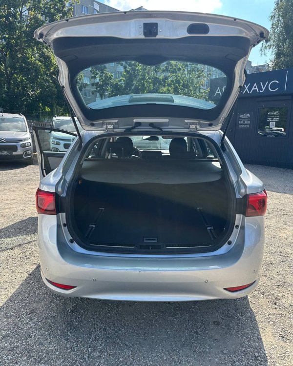 Toyota Avensis III (T270) · 2-й рестайлинг - Image 14