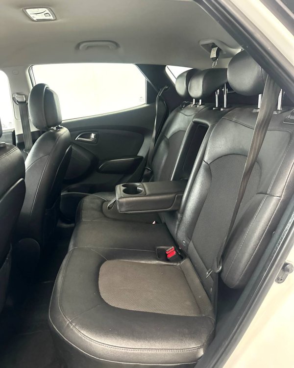 Hyundai ix35 I - Image 15