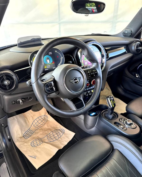 MINI Cooper SE I · Рестайлинг - Image 12
