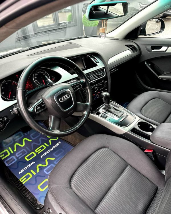 Audi A4 B8 - Image 9