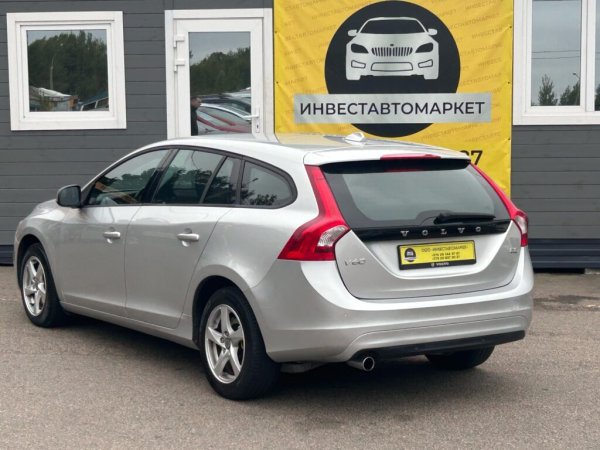 Volvo V60 I · Рестайлинг, 2014 г - Image 6