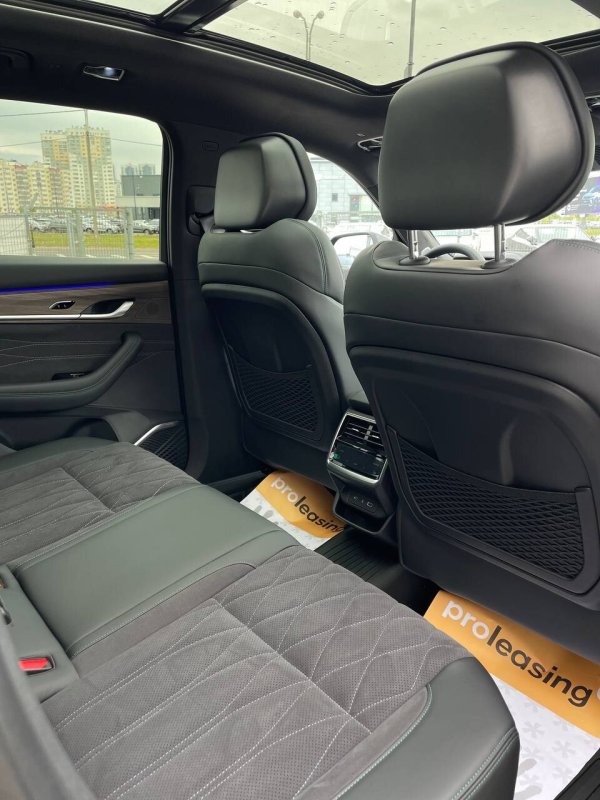 Geely Monjaro, Exclusive Flagship, 2025 - Image 10