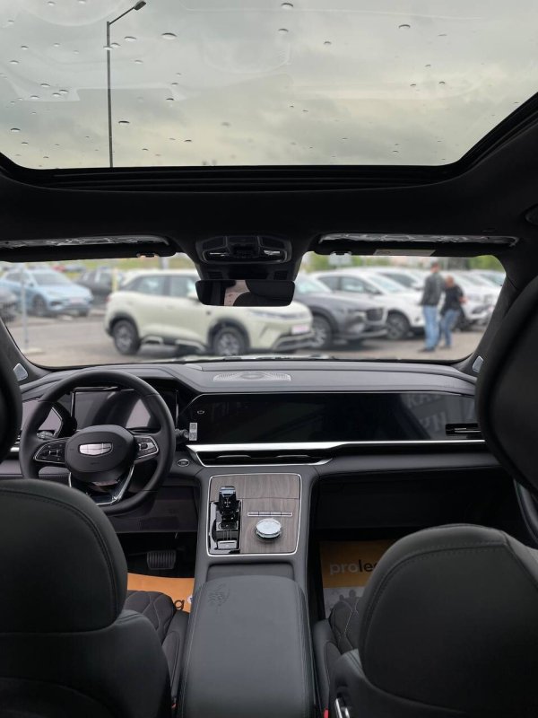 Geely Monjaro, Exclusive Flagship, 2025 - Image 19