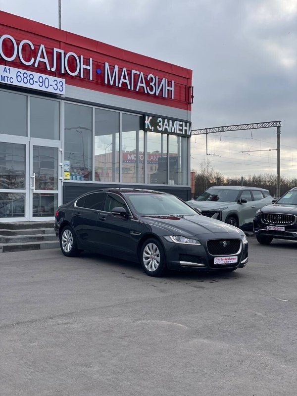 Jaguar XF, 2018 - Image 7