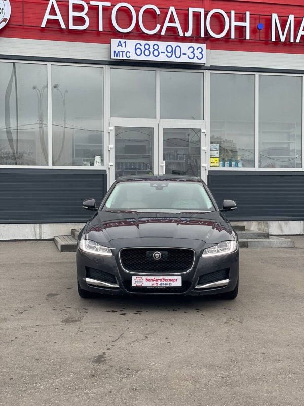 Jaguar XF, 2018 - Image 2