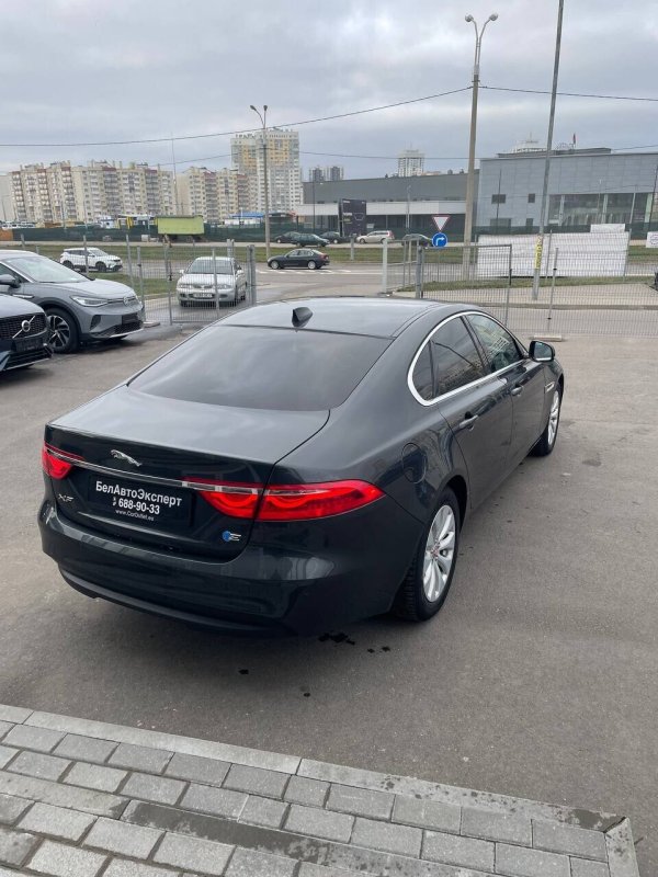 Jaguar XF, 2018 - Image 9