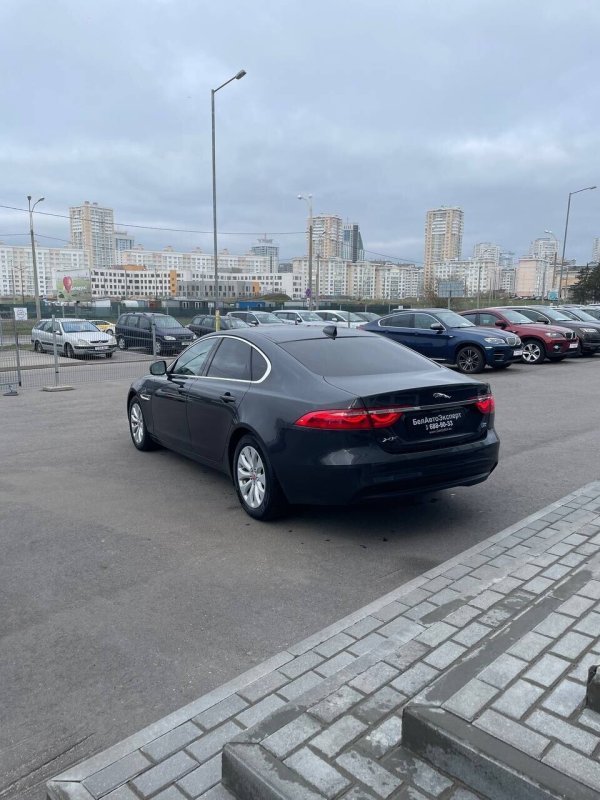 Jaguar XF, 2018 - Image 8