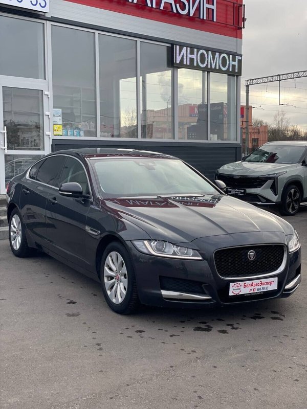Jaguar XF, 2018 - Image 4