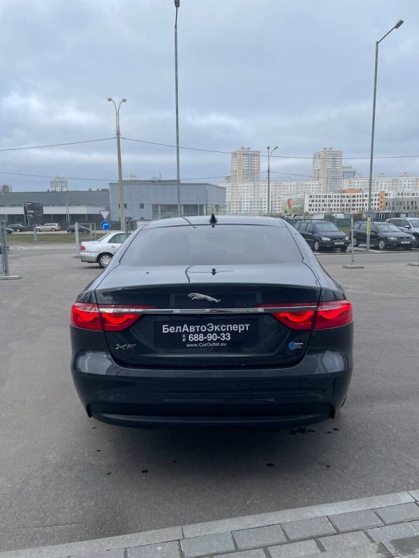 Jaguar XF, 2018 - Image 6