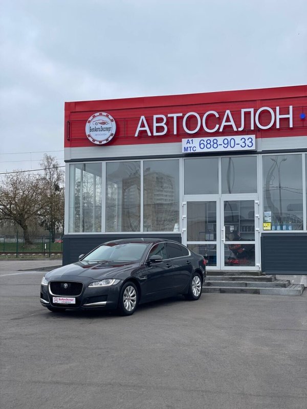 Jaguar XF, 2018