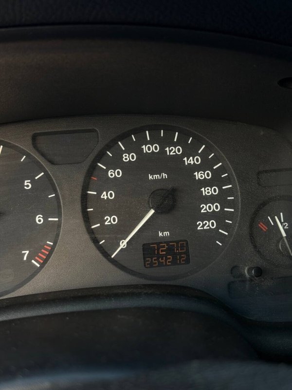 Opel Astra, 2000 - Image 11