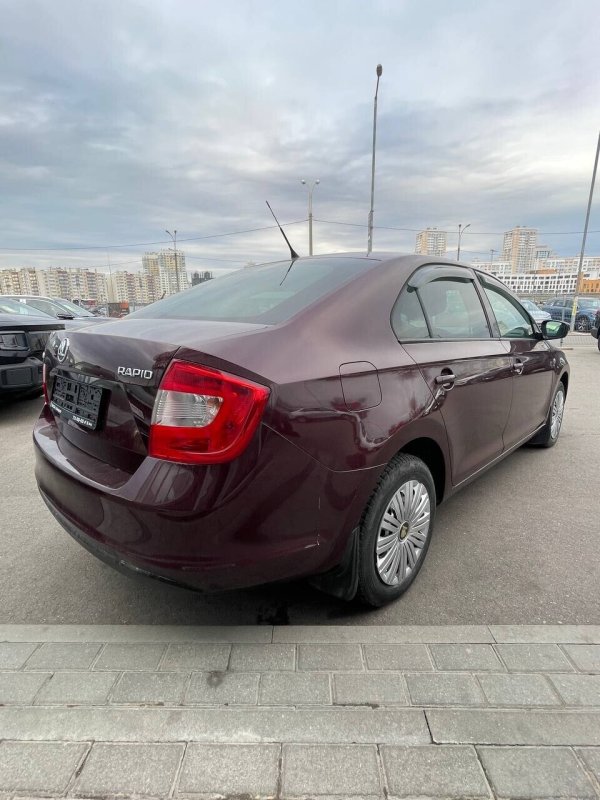 Skoda Rapid, 2013 - Image 5