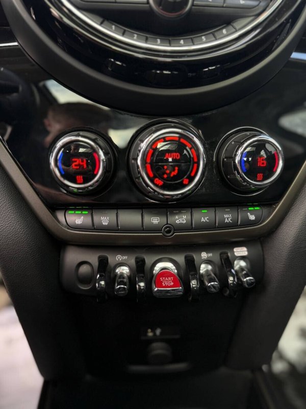 MINI Countryman, 2019 - Image 14