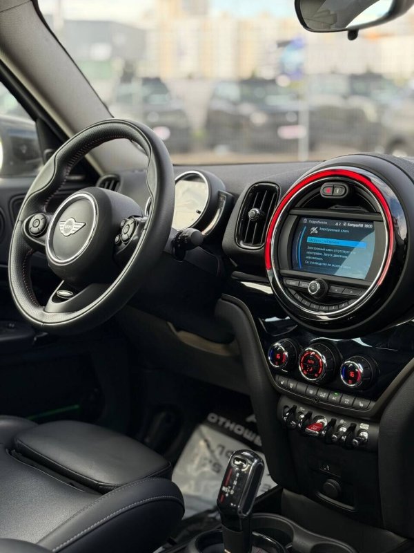 MINI Countryman, 2019 - Image 11