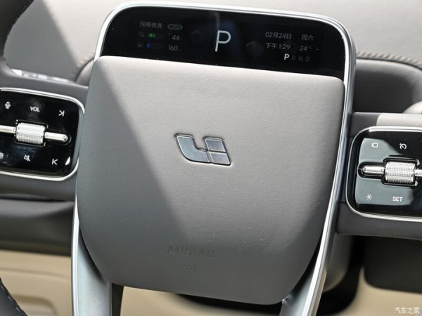 Li Auto L7, Max, 2024 - Image 14