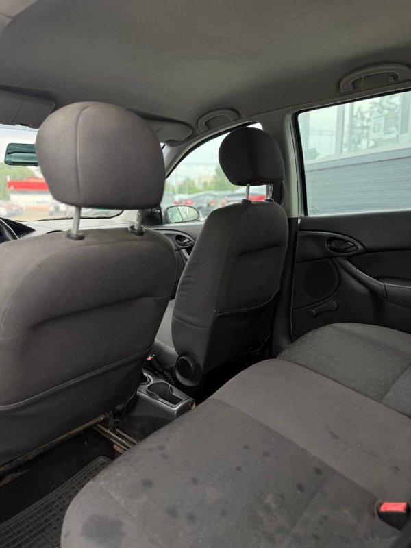 Ford Focus, 2003 - Image 17