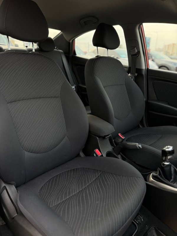 Hyundai Accent, 2014 - Image 12