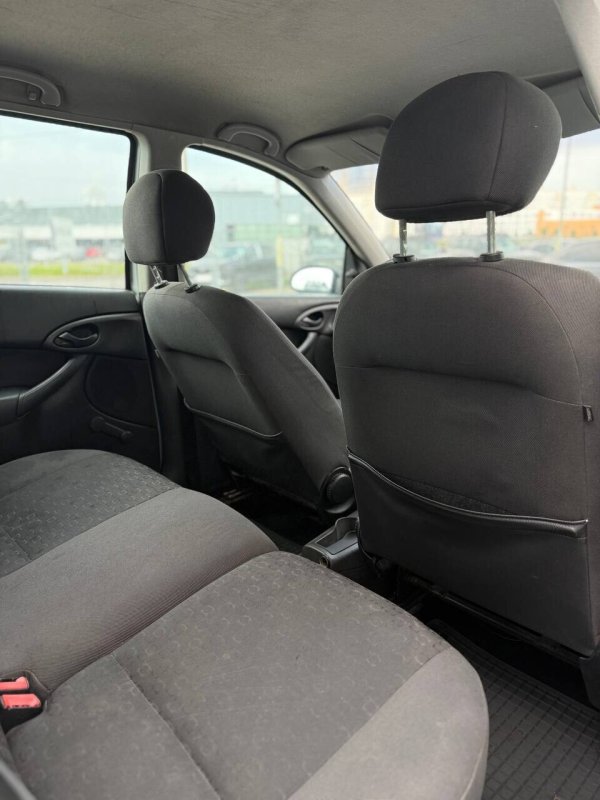 Ford Focus, 2003 - Image 12