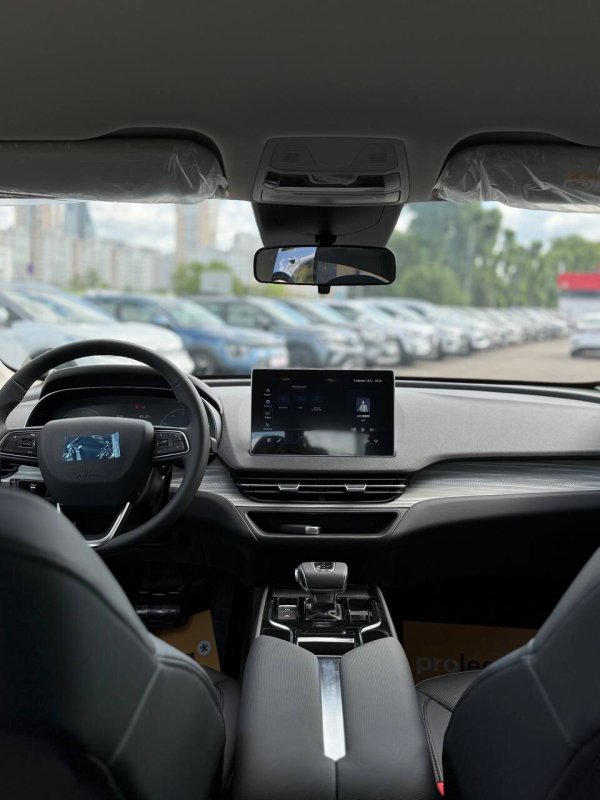 Hongqi E-QM5, Enjoy Edition, 2025 - Image 20