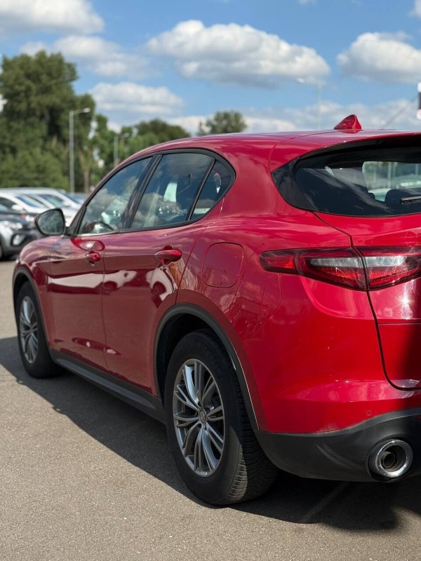 Alfa Romeo Stelvio, 2018 - Image 7