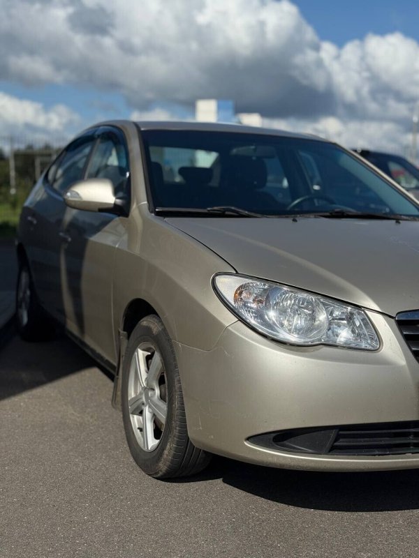 Hyundai Elantra, 2010 - Image 5