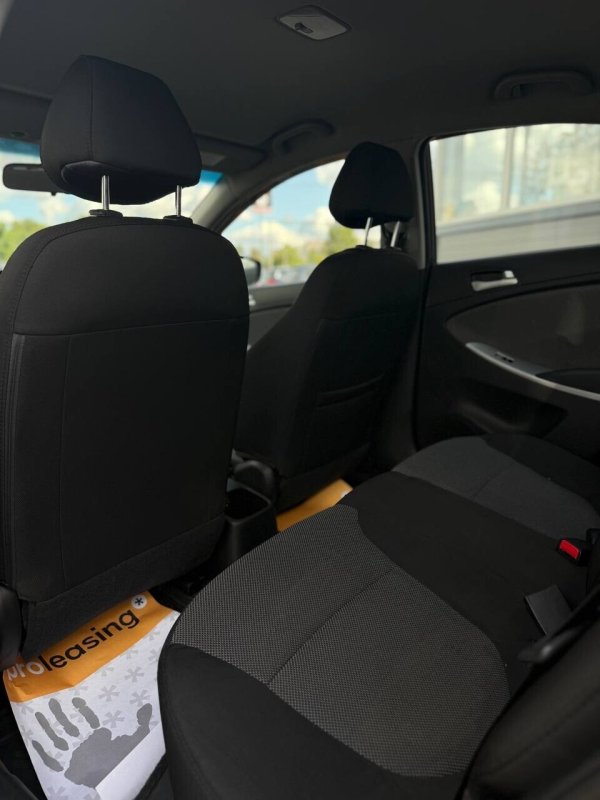 Hyundai Accent, 2013 - Image 20
