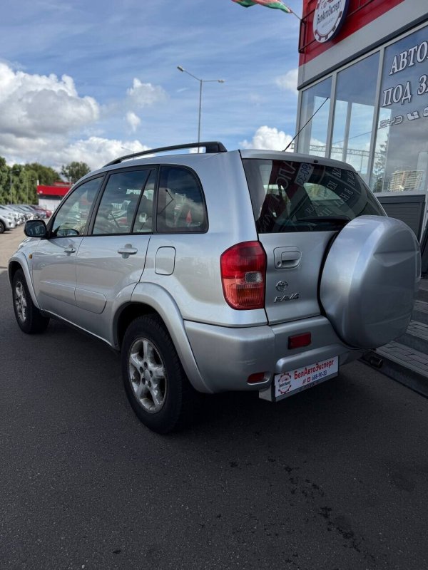 Toyota RAV4, 2001 - Image 6