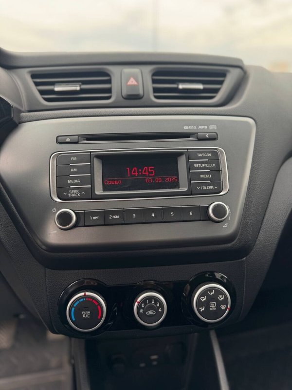 Kia Rio, 2015 - Image 12
