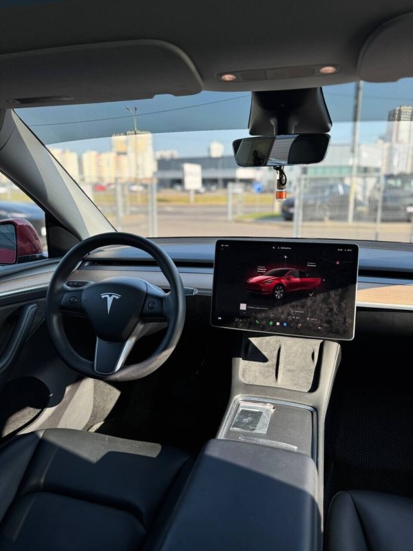 Tesla Model Y, 2023 - Image 17