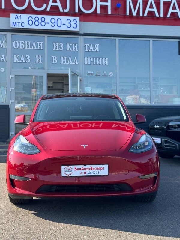Tesla Model Y, 2023 - Image 2