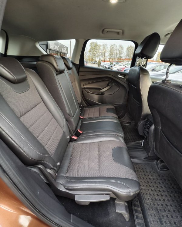 Ford Kuga II - Image 13