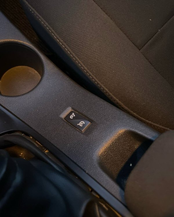 Renault Fluence I - Image 13