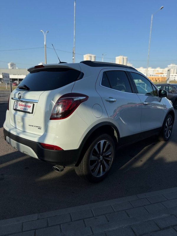 Buick Encore, 2021 - Image 8