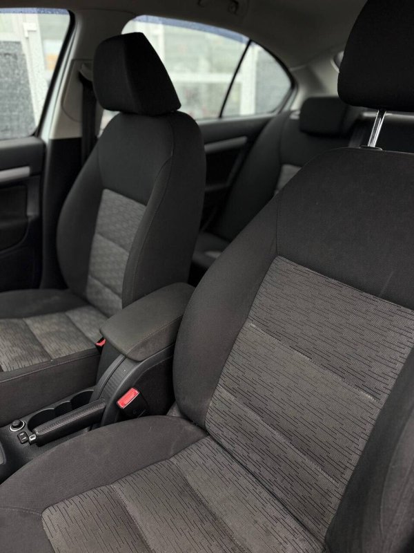 Skoda Octavia, 2012 - Image 14