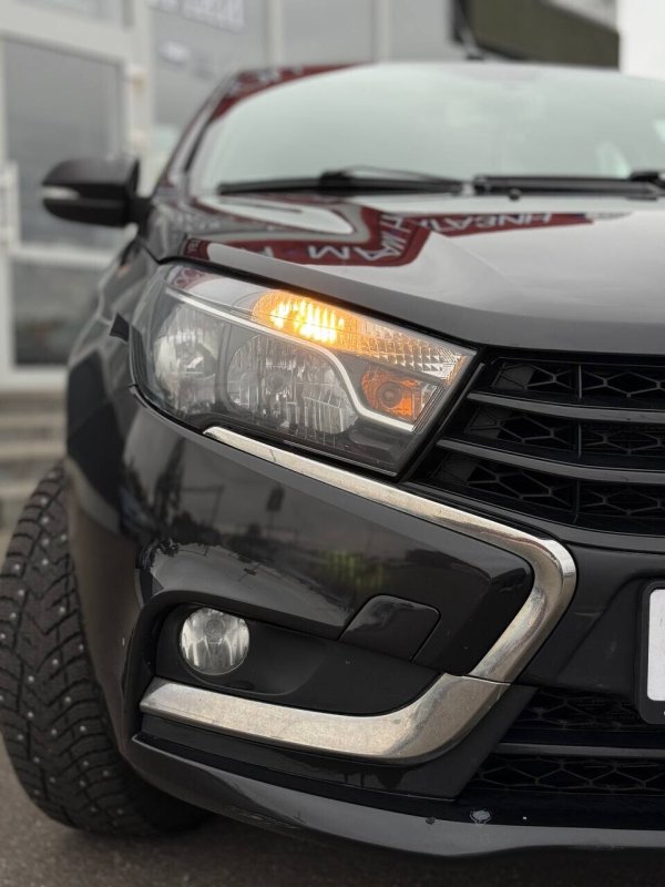 Lada (ВАЗ) Vesta, 2017 - Image 3