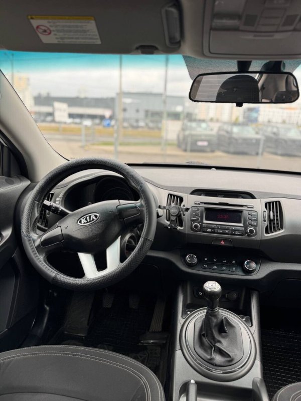 Kia Sportage, 2011 - Image 8