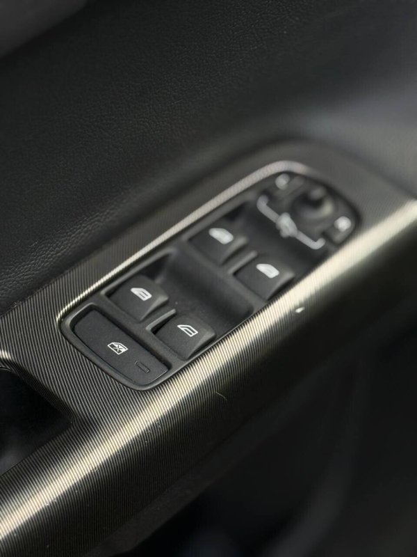 Volvo V50, 2011 - Image 20
