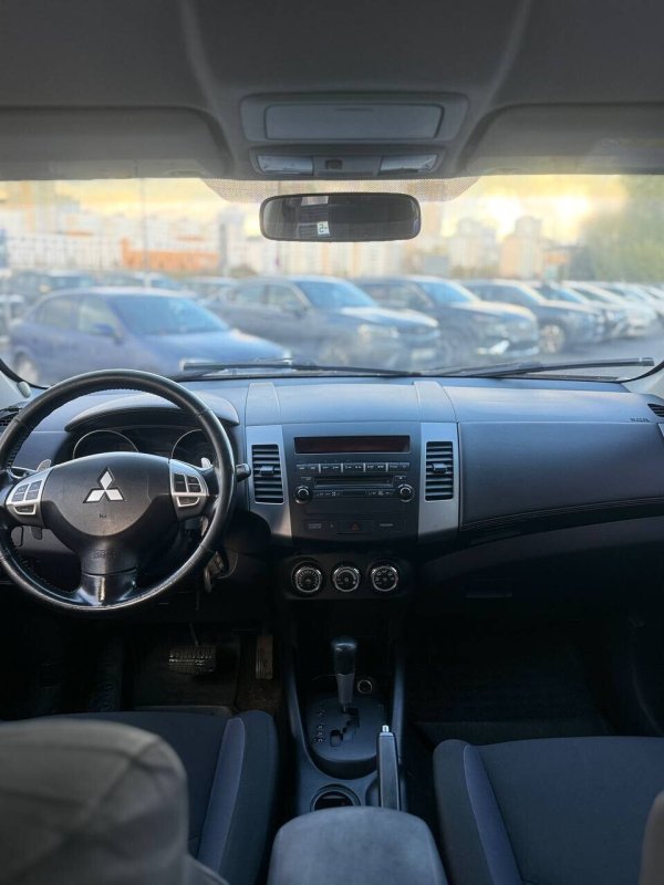 Mitsubishi Outlander, 2009 - Image 11