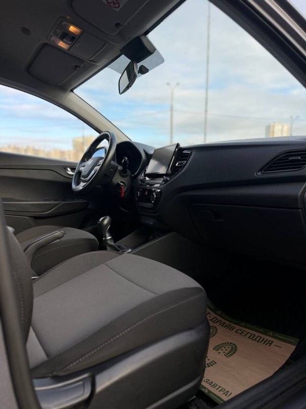 Hyundai Accent, 2020 - Image 11